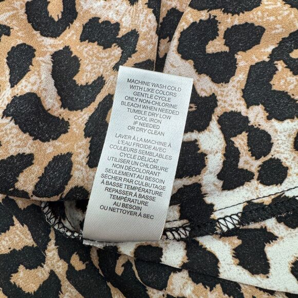 Tahari Leopard Button Down Blouse Women Medium Brown Collarless Long Sleeve NWOT - Picture 7 of 13